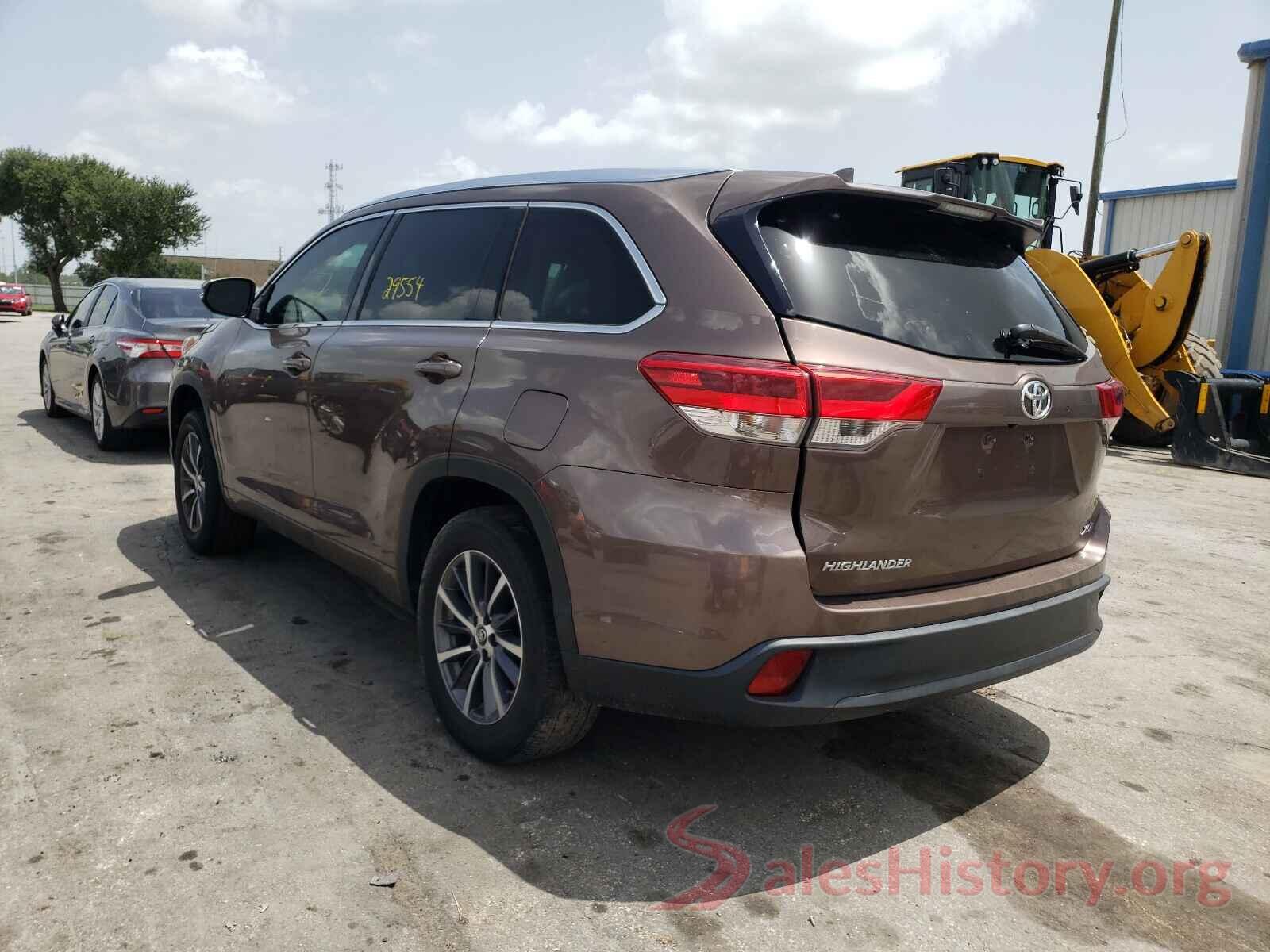 5TDKZRFH7JS235557 2018 TOYOTA HIGHLANDER