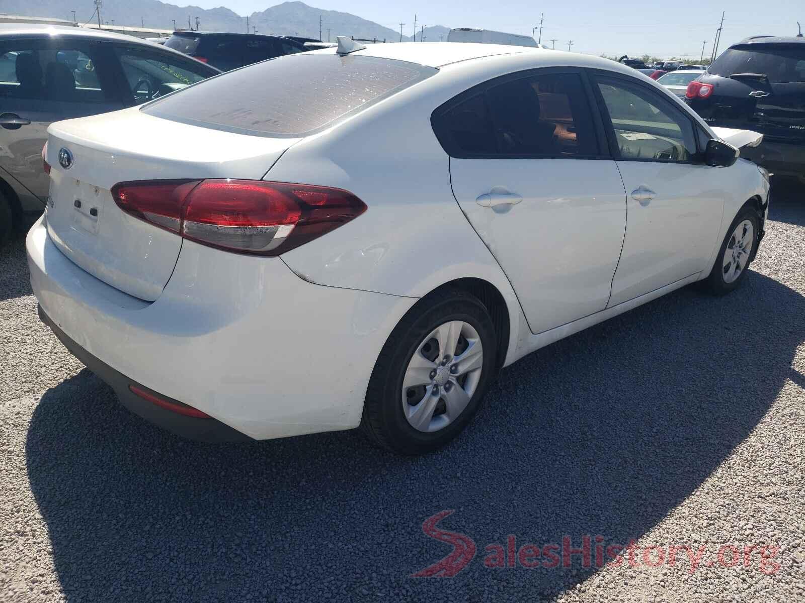 3KPFK4A77HE011748 2017 KIA FORTE