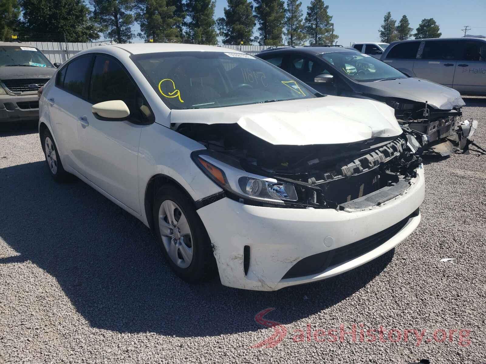 3KPFK4A77HE011748 2017 KIA FORTE