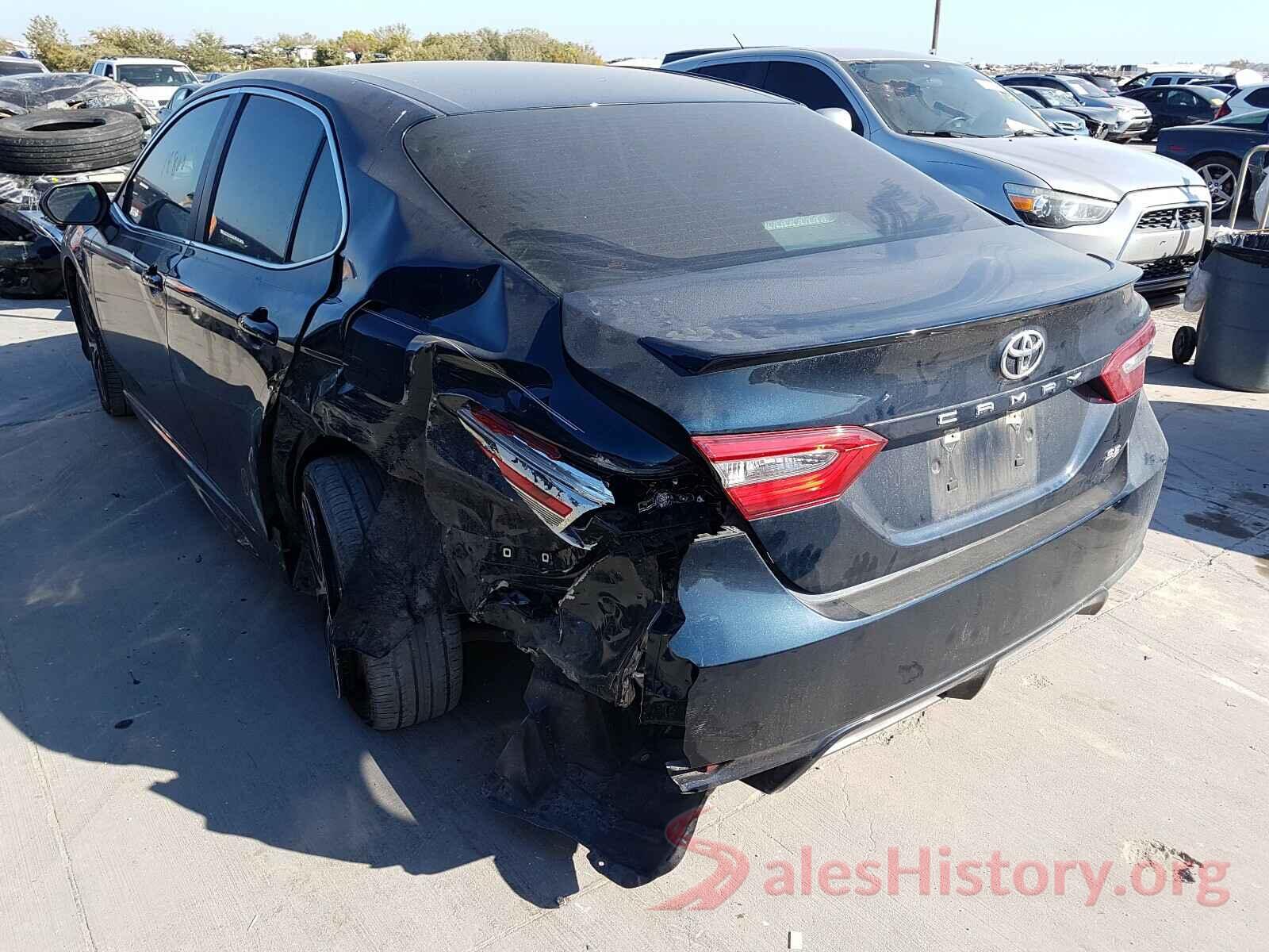 4T1B11HK6JU664228 2018 TOYOTA CAMRY