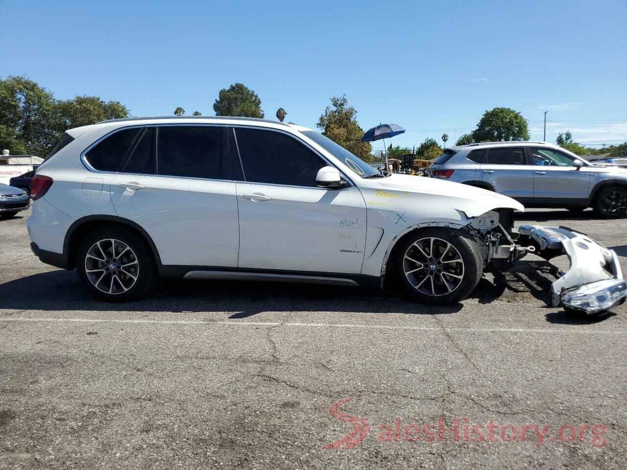 5UXKR2C56J0Z20166 2018 BMW X5