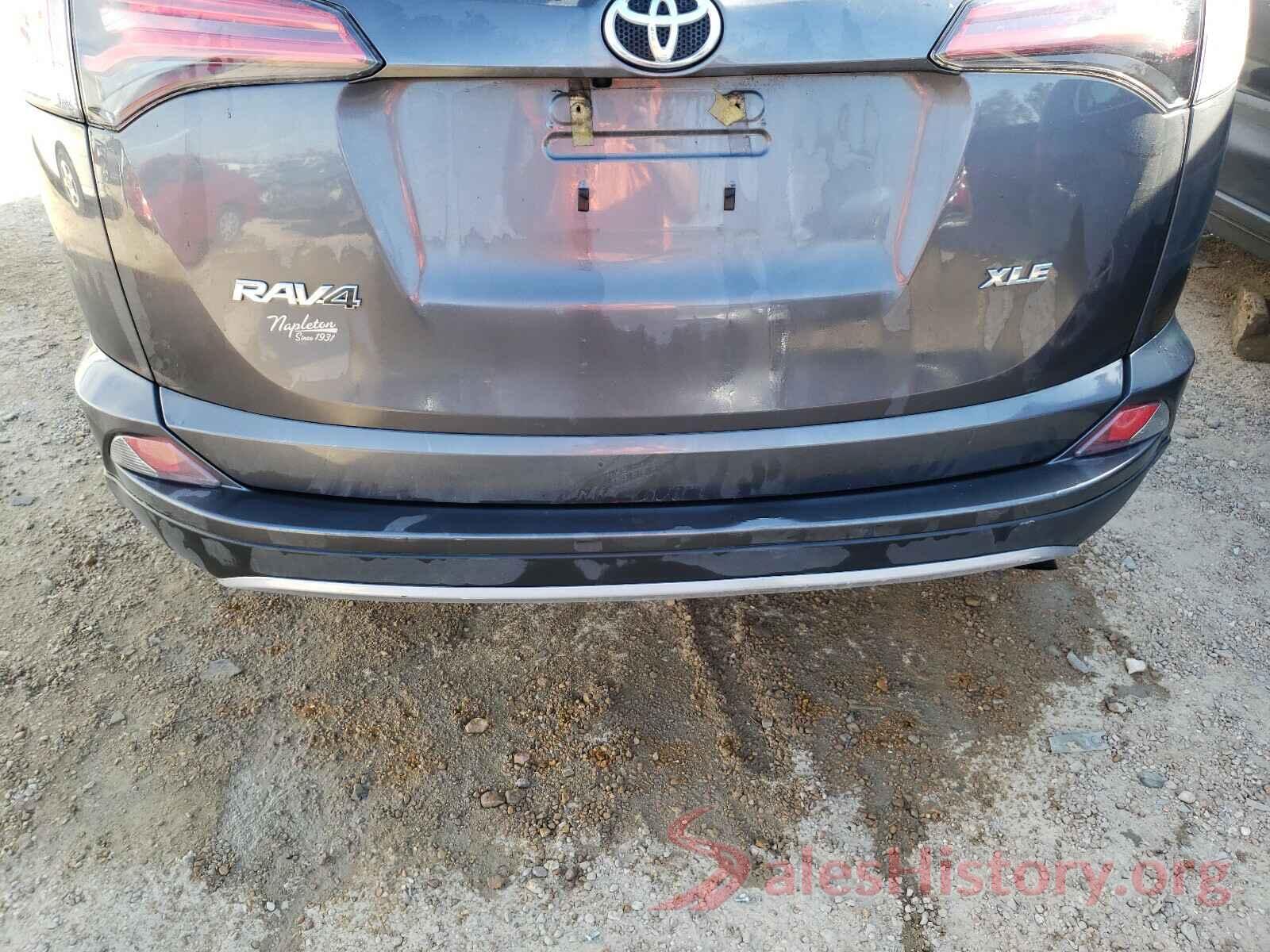 2T3WFREV0JW470088 2018 TOYOTA RAV4