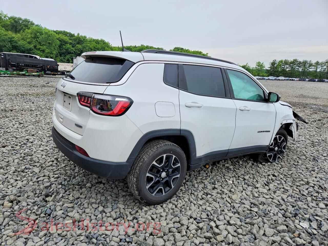 2022 JEEP COMPASS VIN 3C4NJDBB6NT123420, right side view
