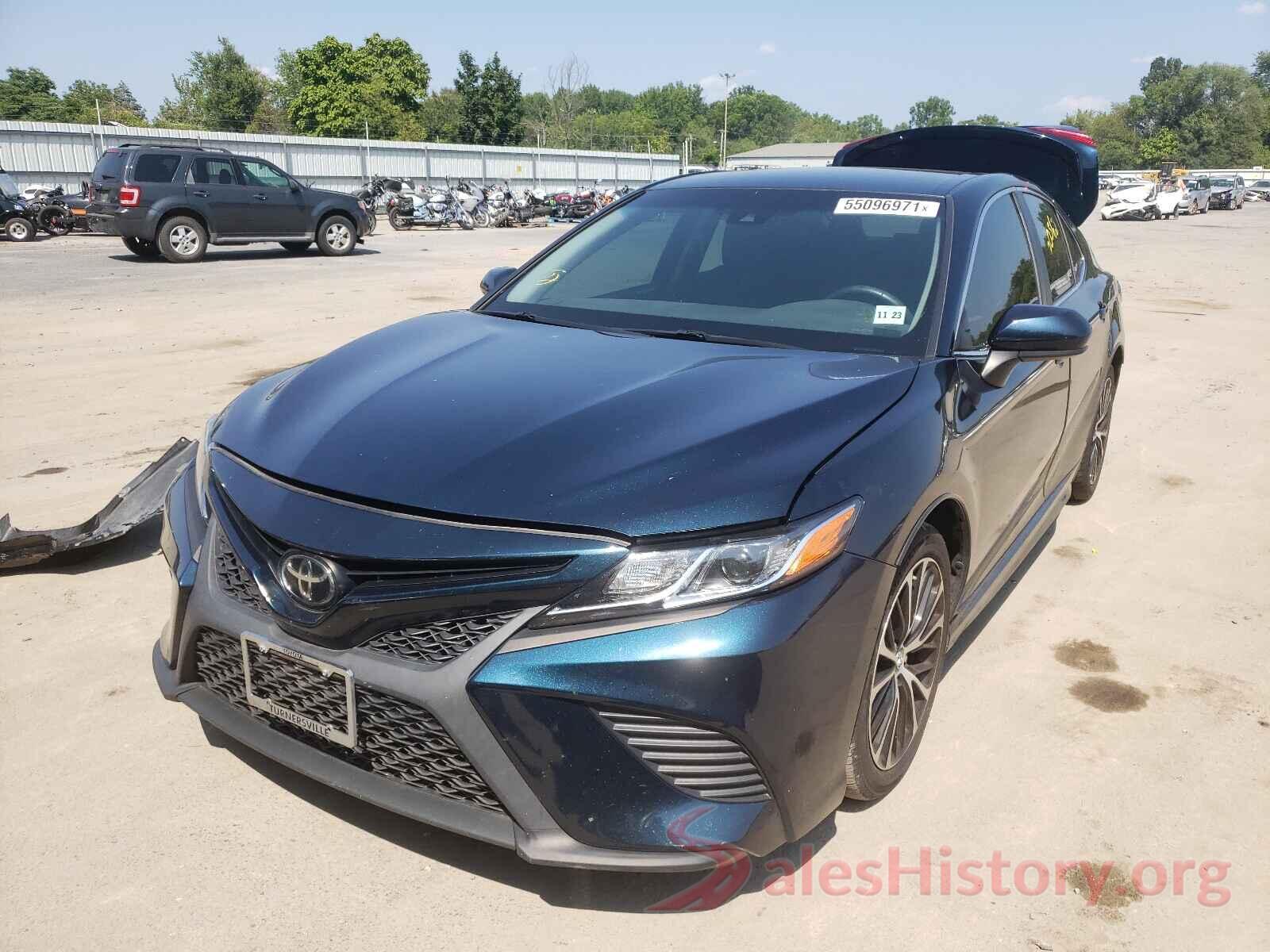 4T1B11HK8JU641792 2018 TOYOTA CAMRY