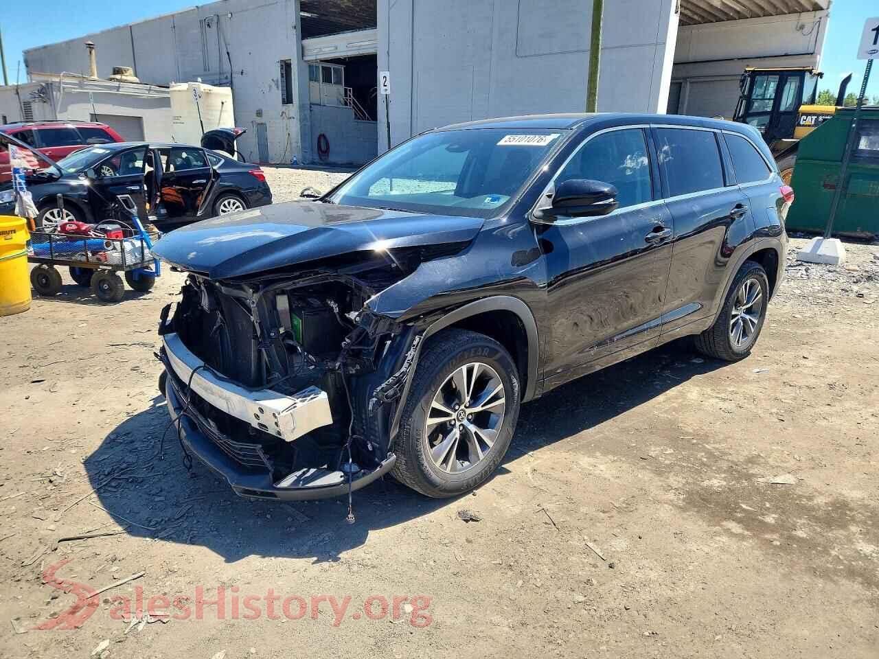 5TDZARFH7HS023807 2017 TOYOTA HIGHLANDER