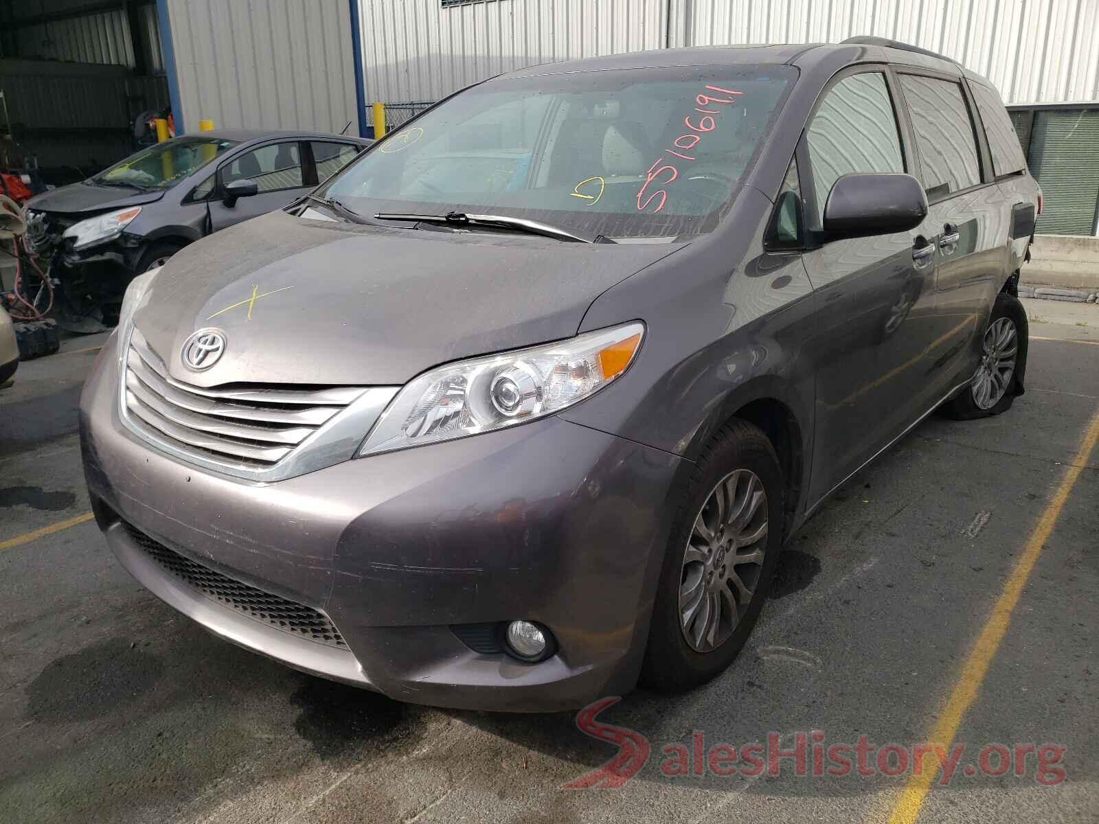 5TDYZ3DC1HS815041 2017 TOYOTA SIENNA