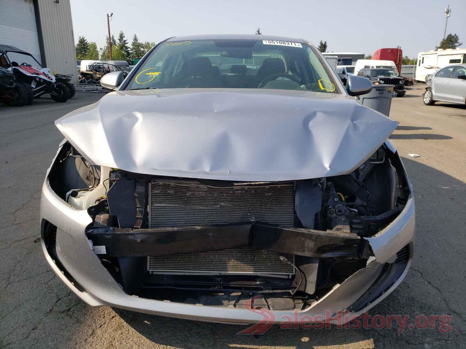 5NPD74LF9HH153771 2017 HYUNDAI ELANTRA