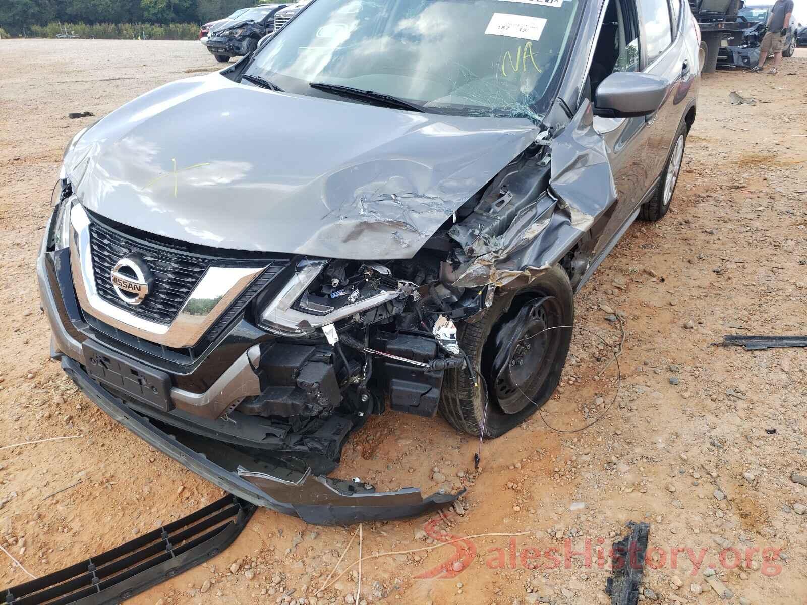 KNMAT2MT6HP570261 2017 NISSAN ROGUE