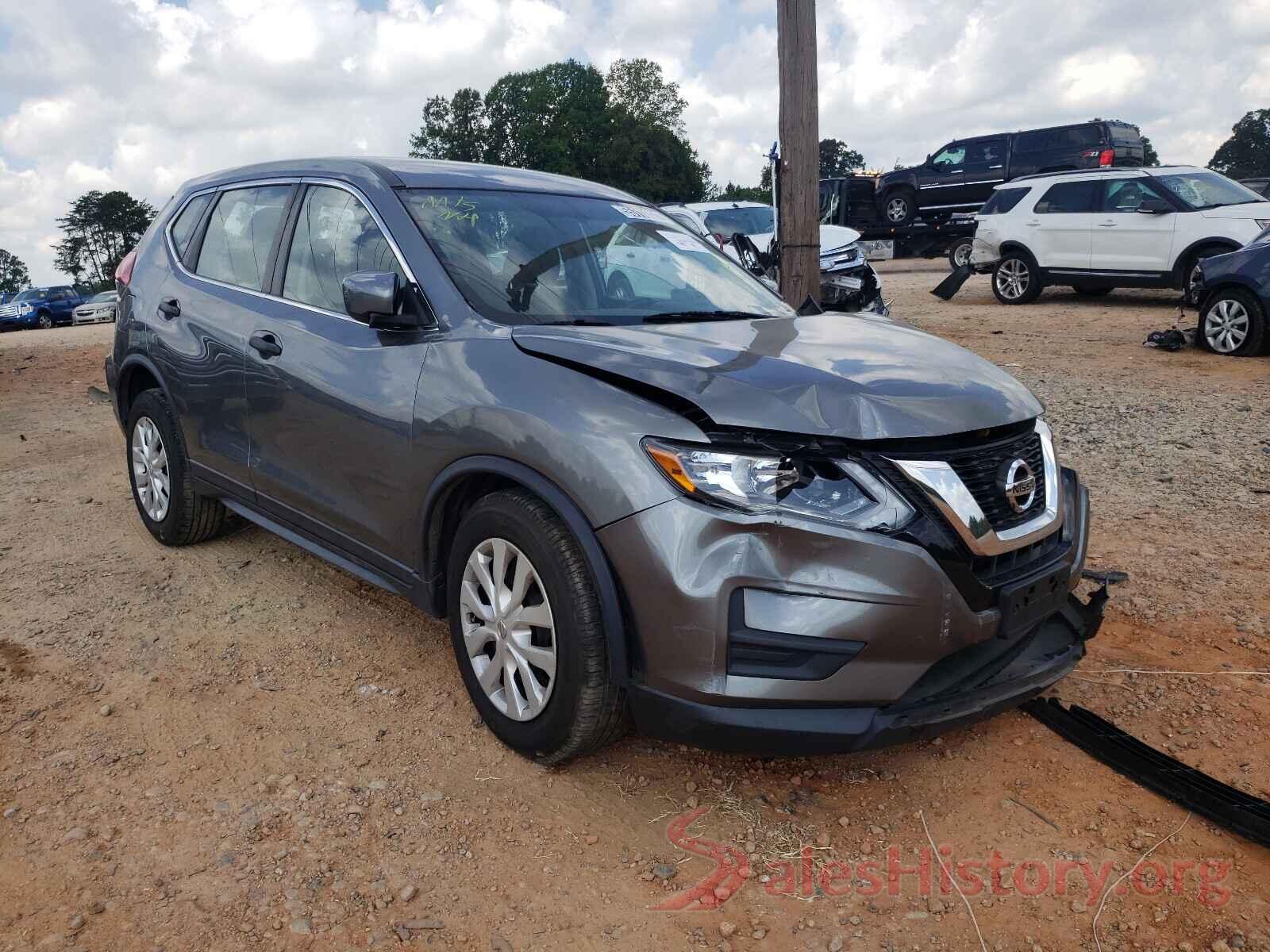 KNMAT2MT6HP570261 2017 NISSAN ROGUE