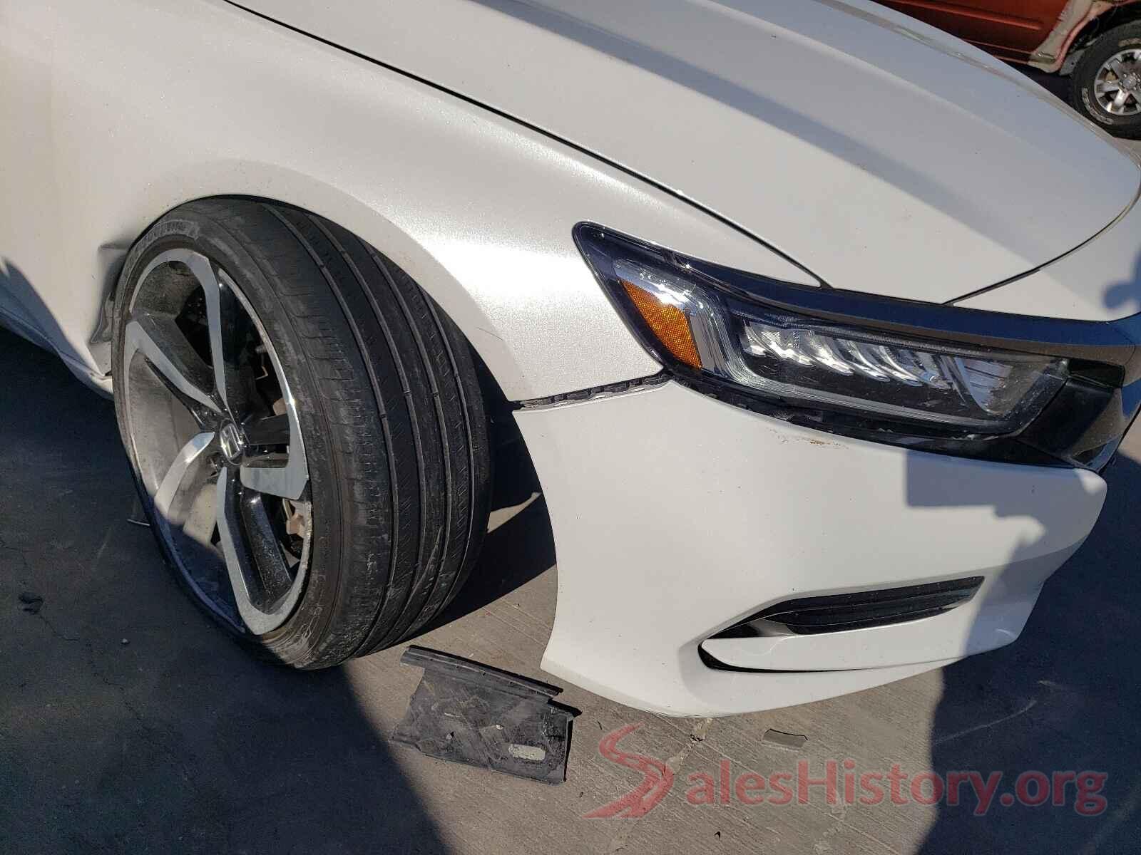 1HGCV2F39JA030526 2018 HONDA ACCORD