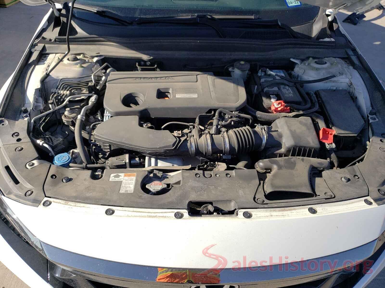 1HGCV2F39JA030526 2018 HONDA ACCORD