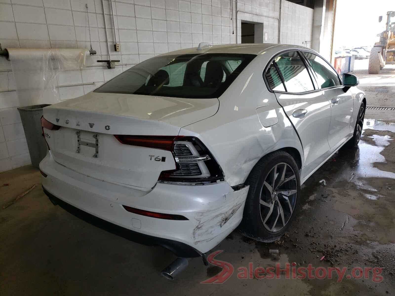 7JRA22TK8KG017924 2019 VOLVO S60