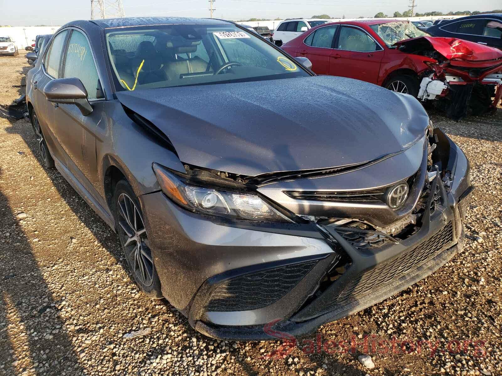 4T1G11AK3MU516395 2021 TOYOTA CAMRY