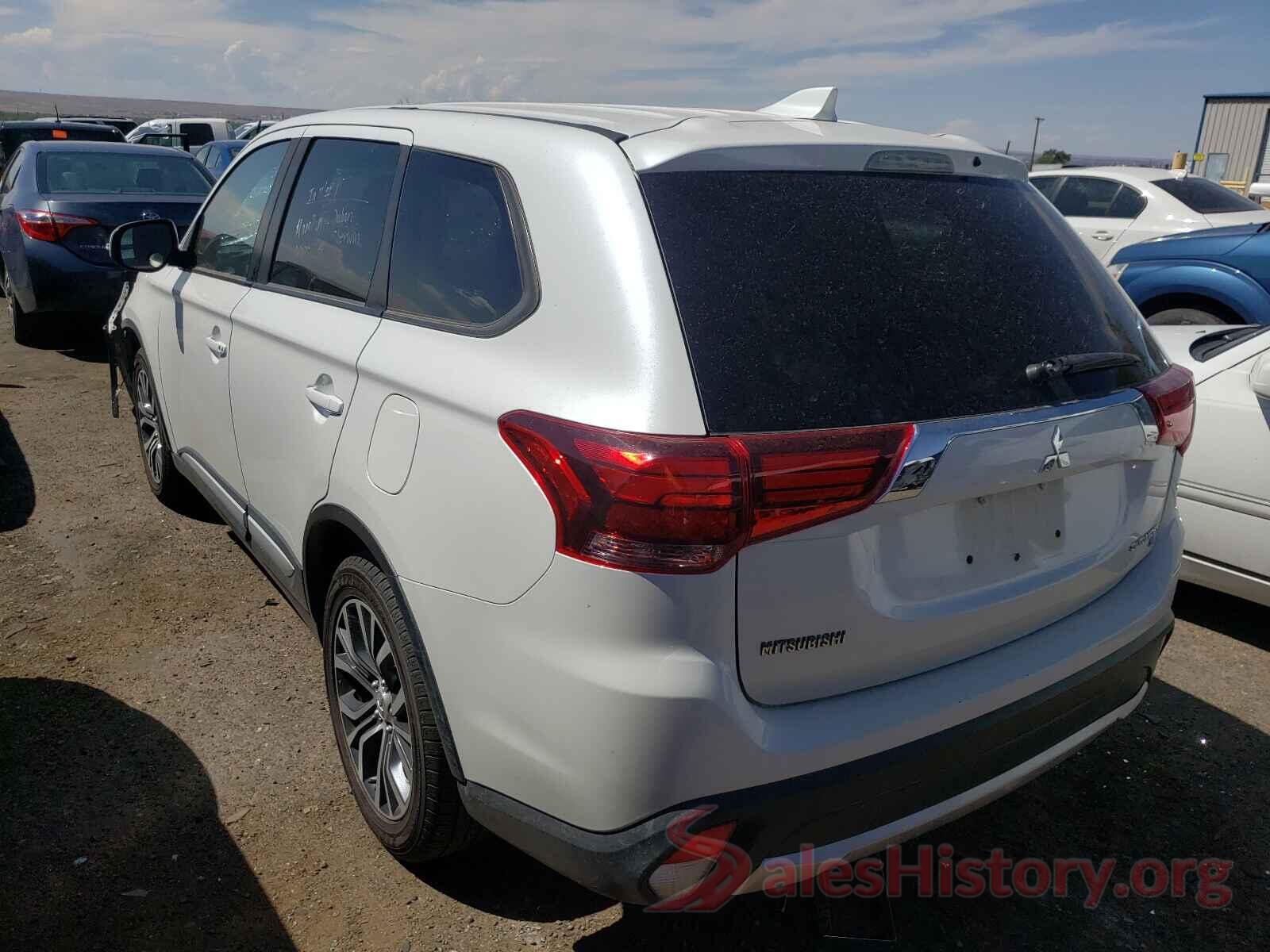 JA4AD3A3XJZ039964 2018 MITSUBISHI OUTLANDER