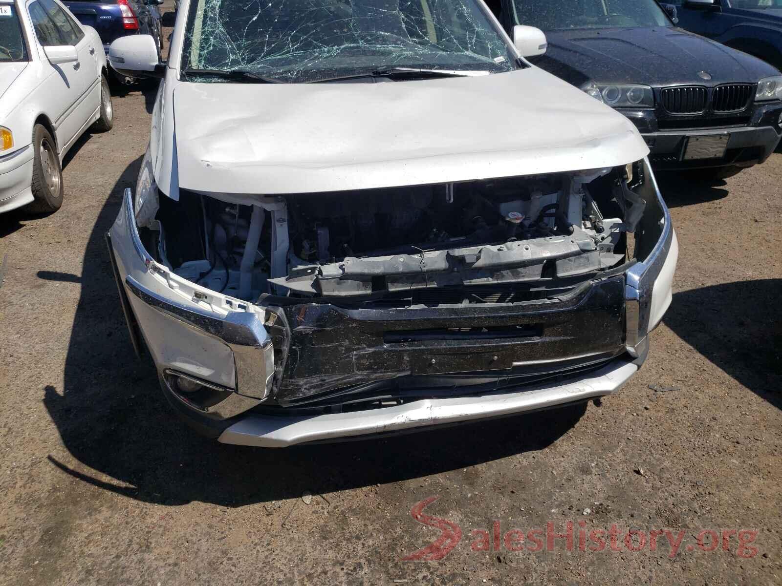 JA4AD3A3XJZ039964 2018 MITSUBISHI OUTLANDER