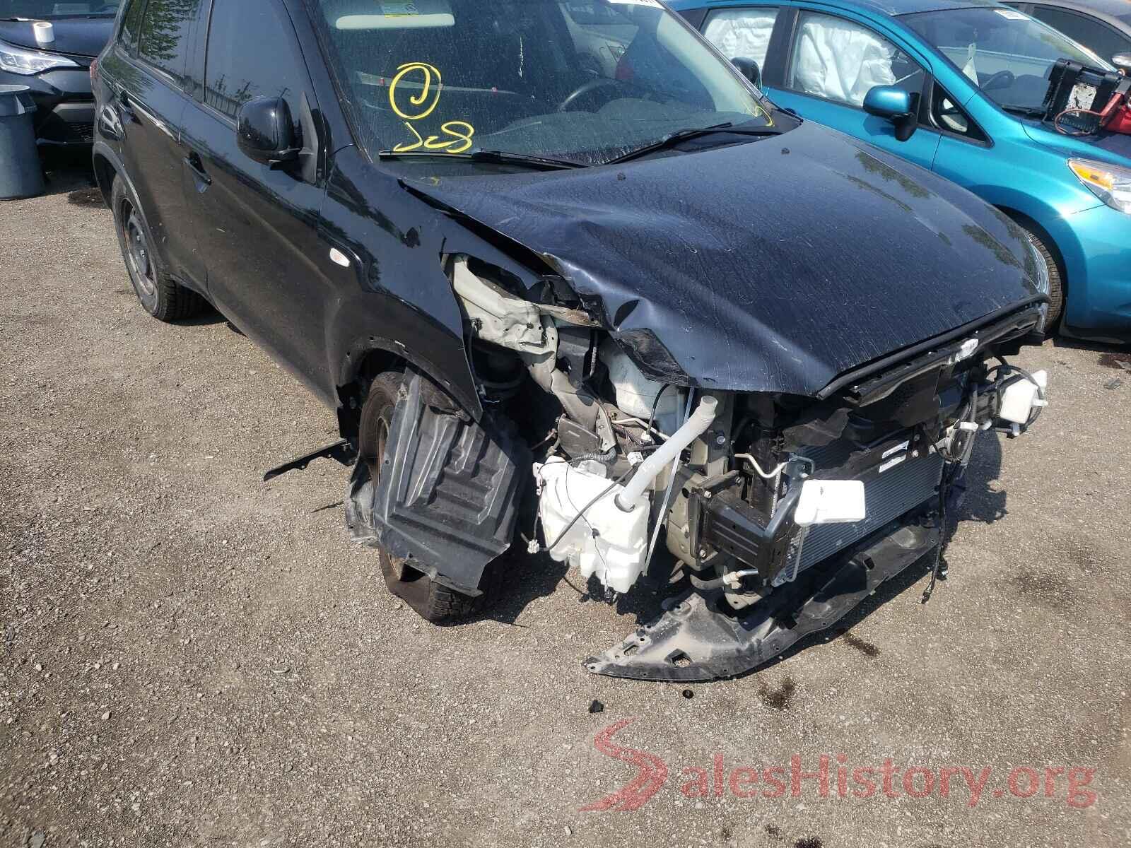 JA4AH3AU0HZ608652 2017 MITSUBISHI OUTLANDER