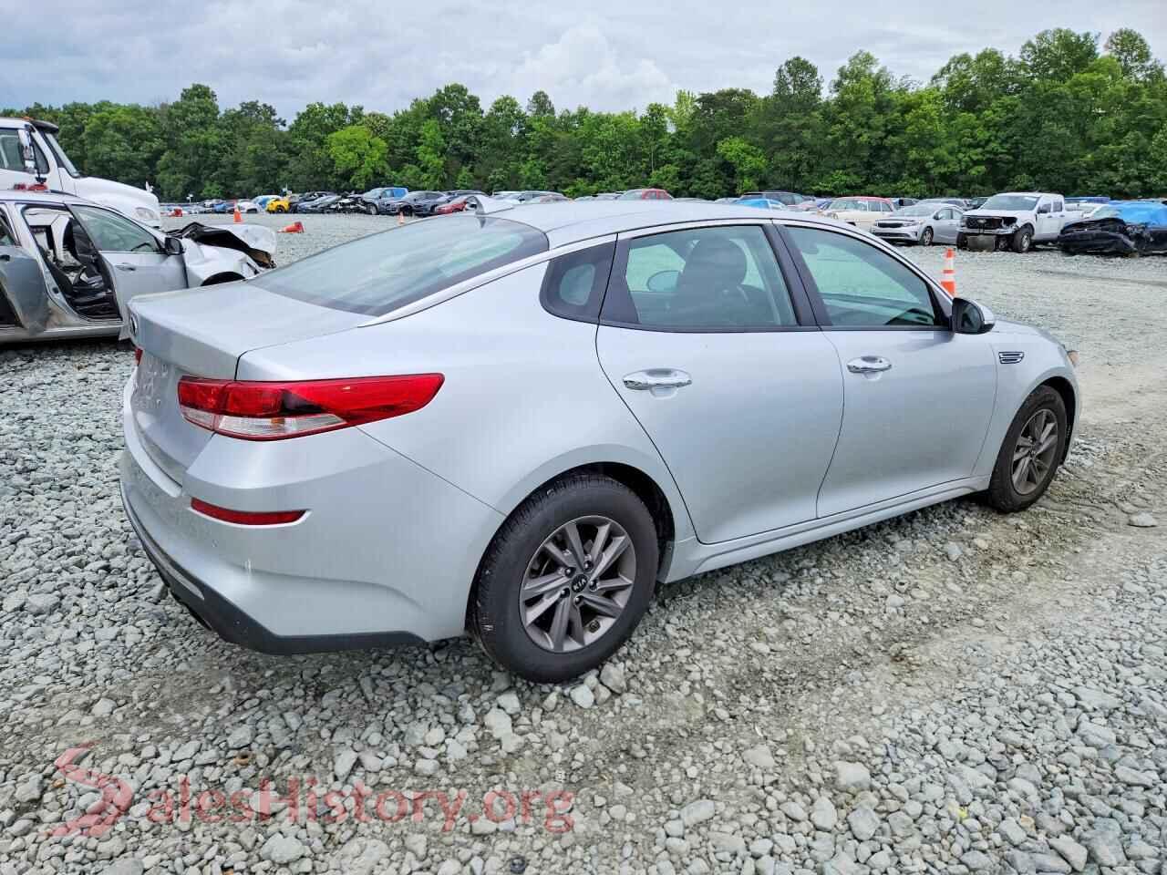 2020 KIA OPTIMA VIN 5XXGT4L31LG430173, right side view