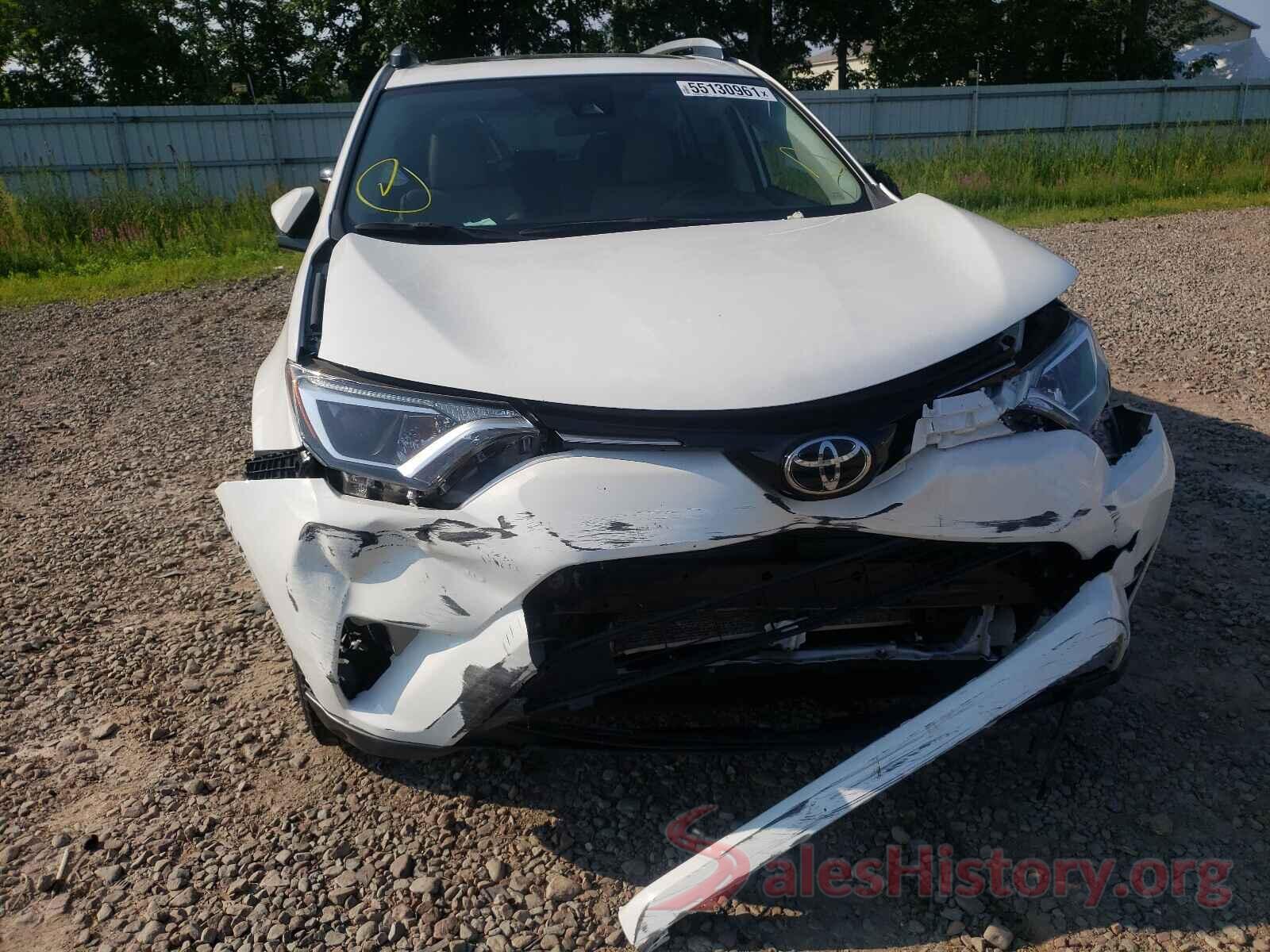 JTMRFREV7HD220786 2017 TOYOTA RAV4