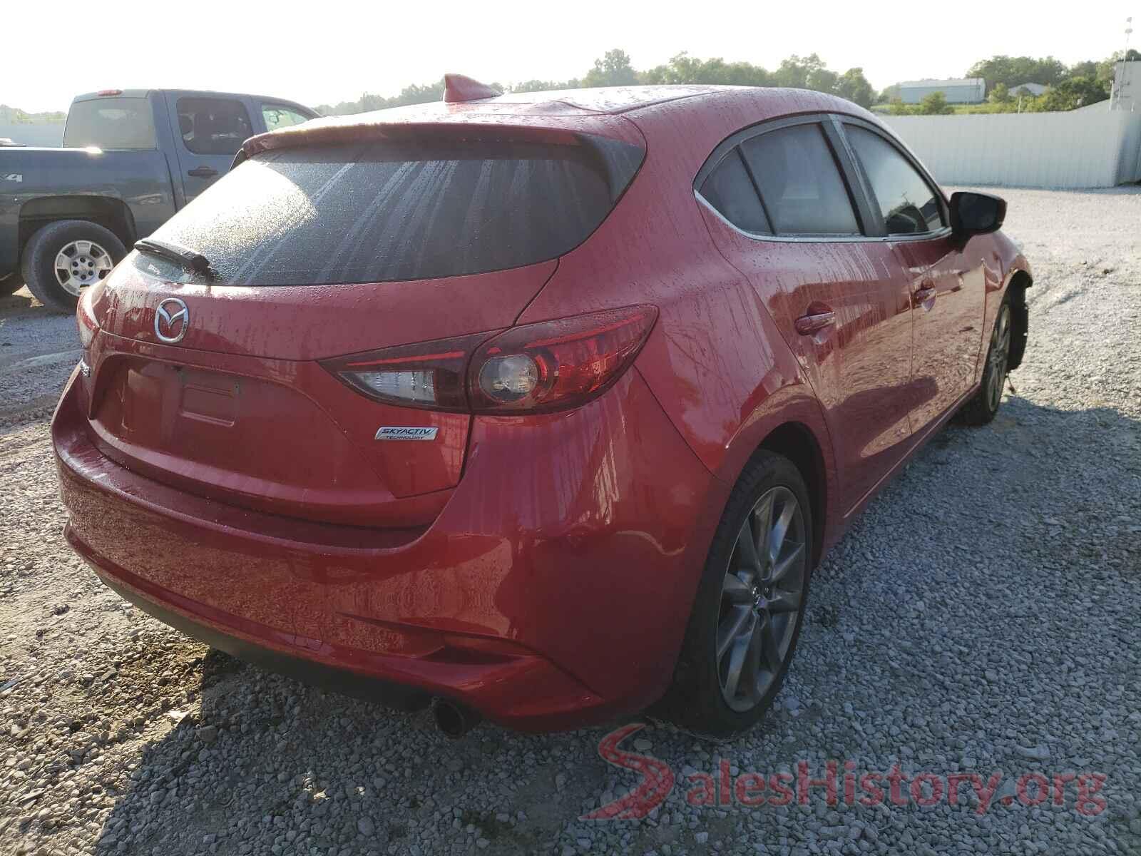 3MZBN1L34JM267269 2018 MAZDA 3