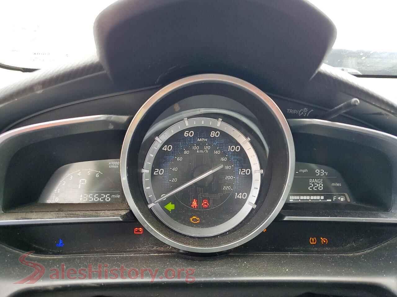 2018 TOYOTA YARIS VIN 3MYDLBYV7JY304715, interior center console