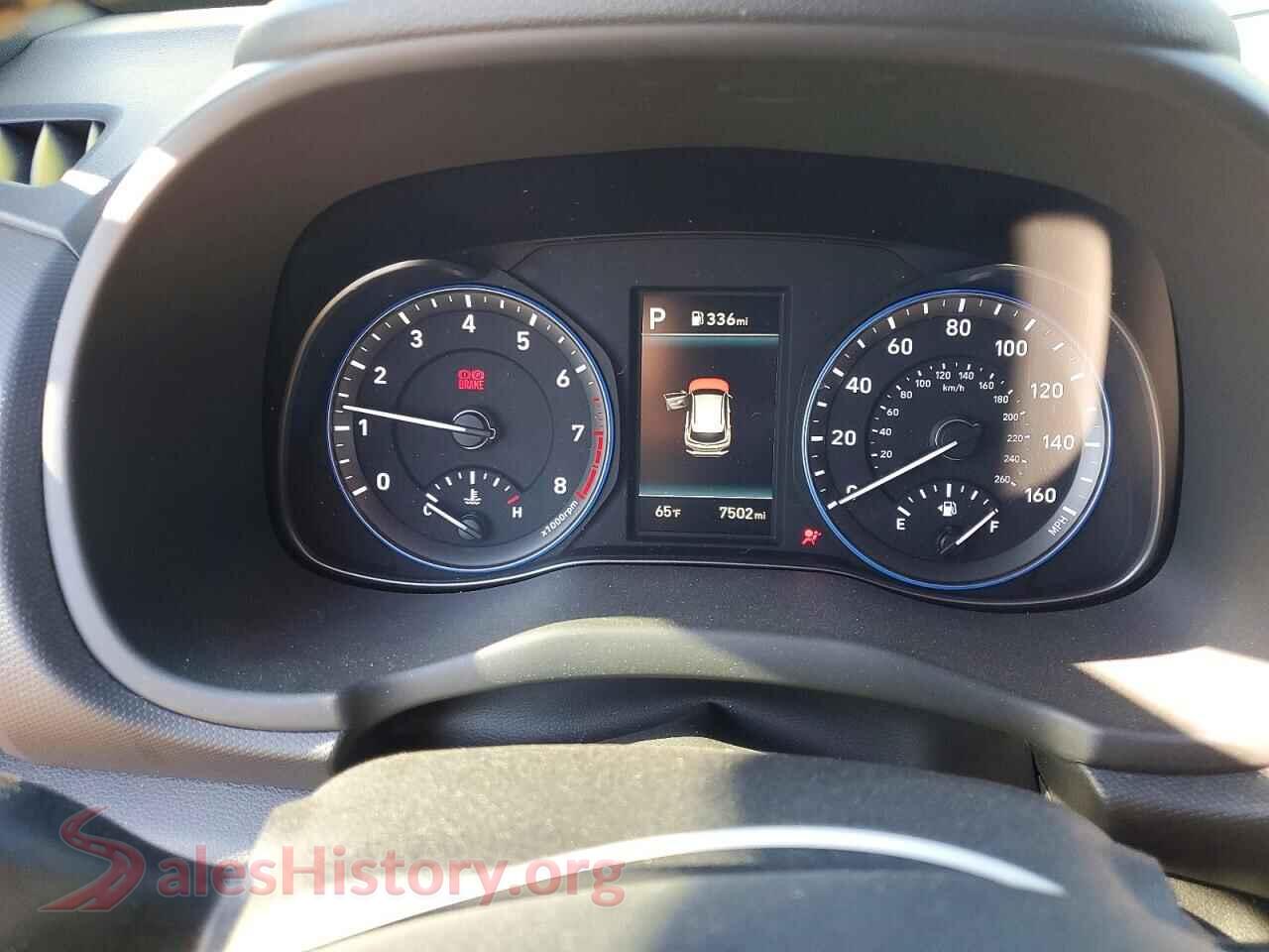 2020 HYUNDAI KONA VIN KM8K5CA59LU455315, interior center console