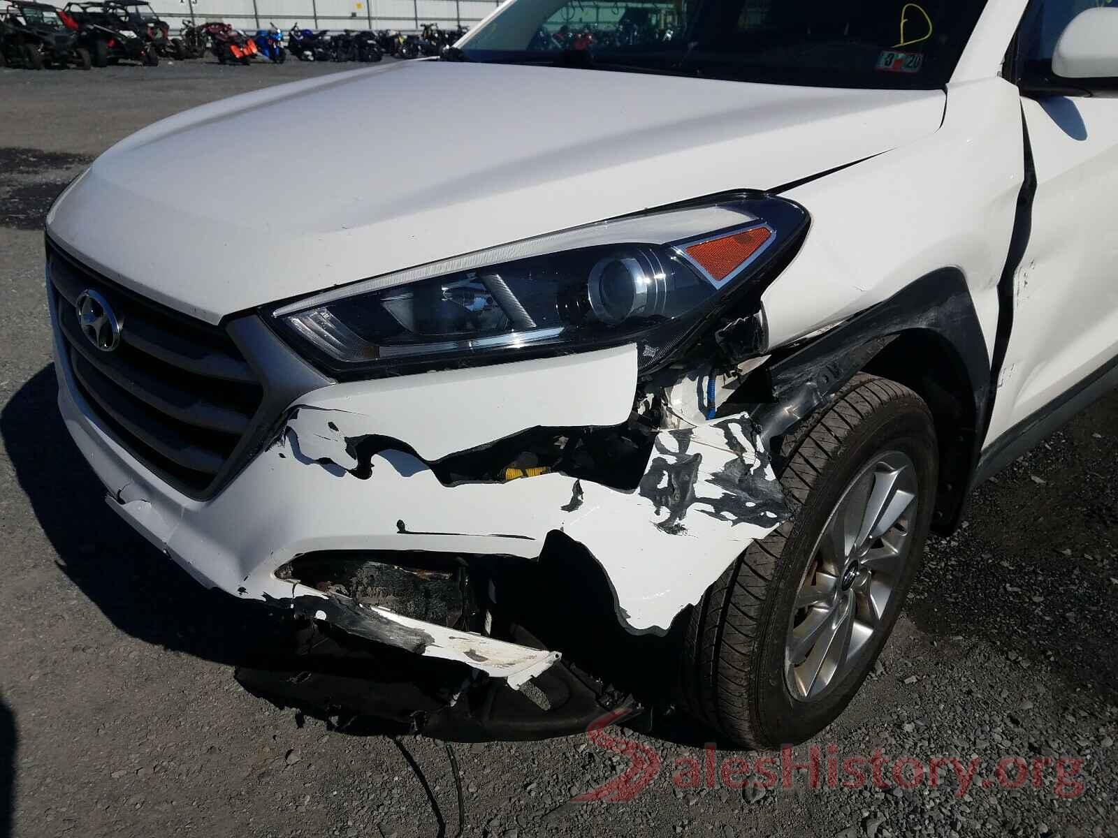 KM8J3CA41HU271132 2017 HYUNDAI TUCSON