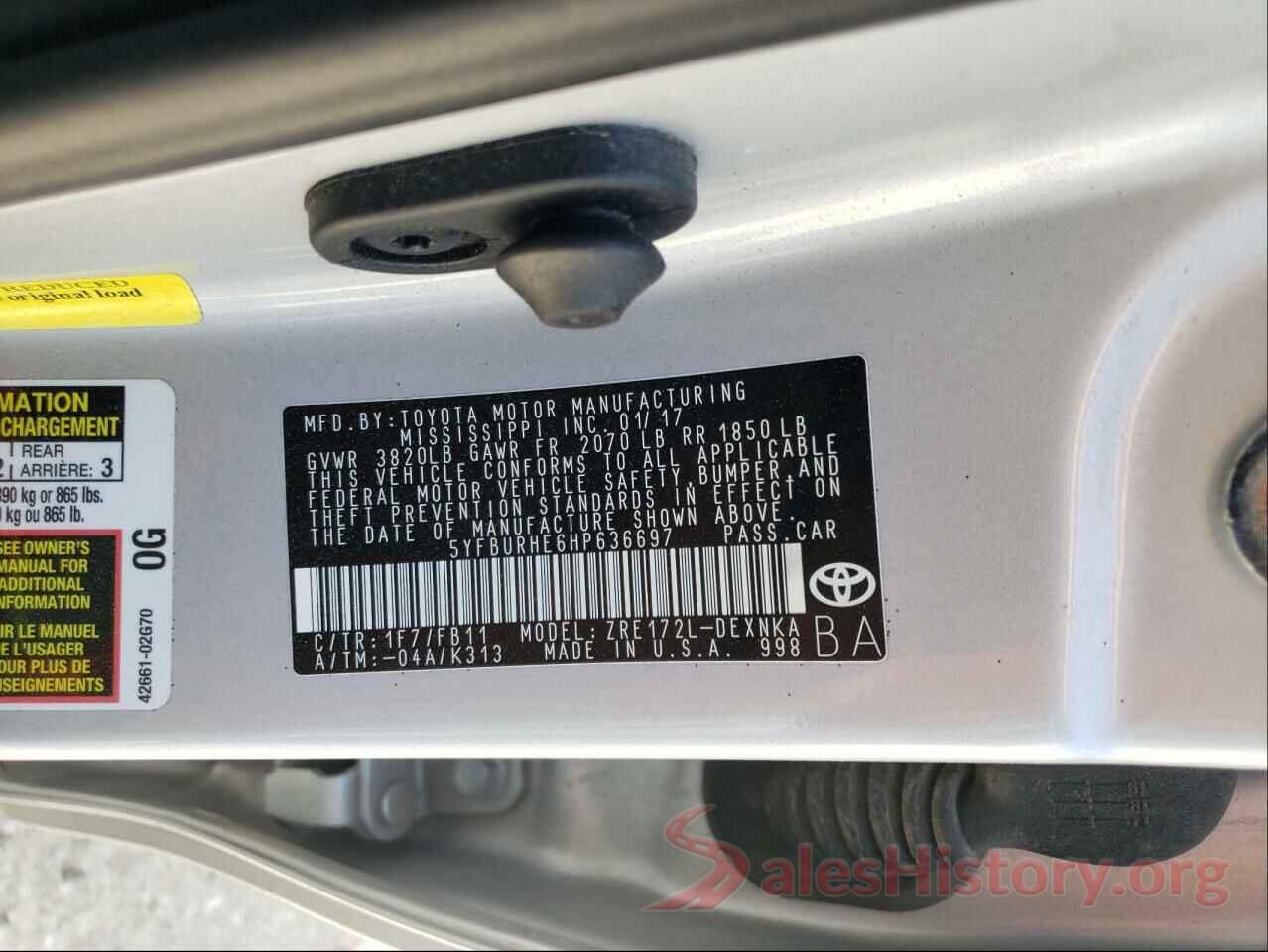 5YFBURHE6HP636697 2017 TOYOTA COROLLA