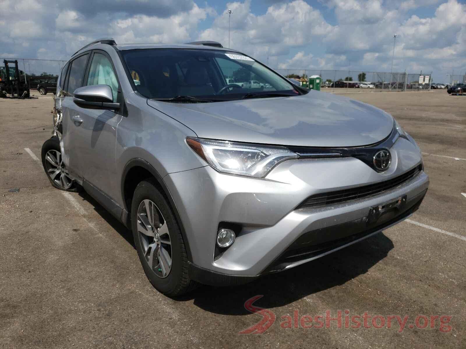 2T3RFREV7HW557252 2017 TOYOTA RAV4