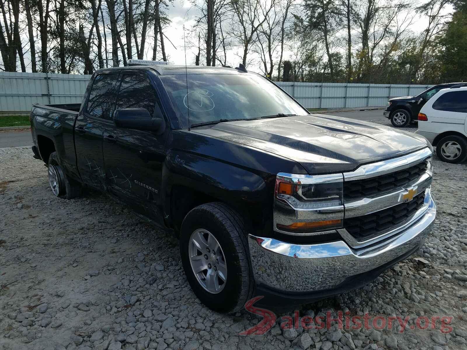 1GCRCREC8JZ155947 2018 CHEVROLET SILVERADO