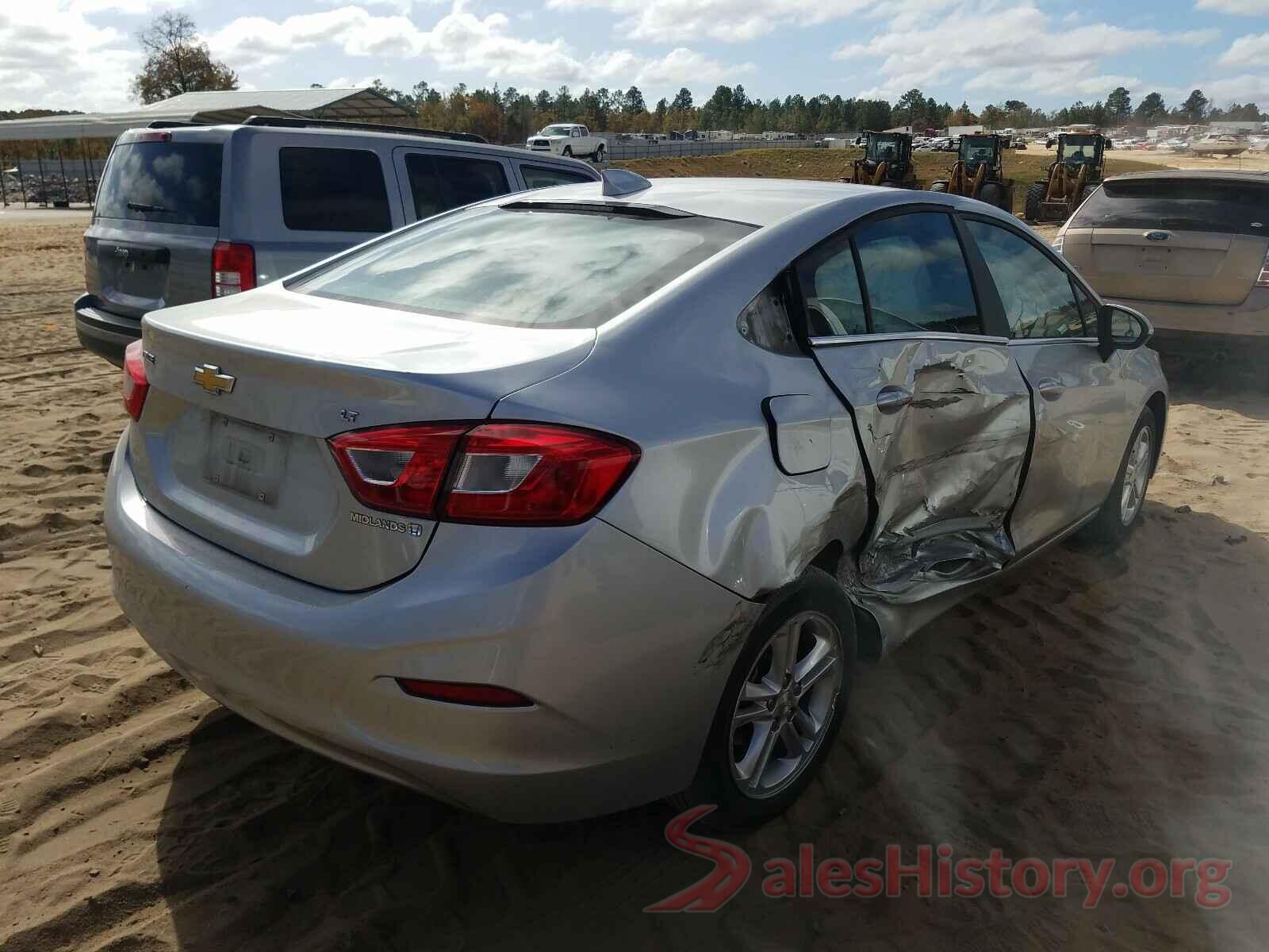 1G1BE5SMXJ7114256 2018 CHEVROLET CRUZE