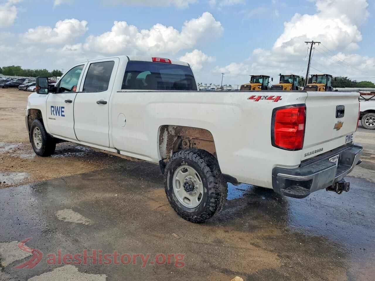 2018 CHEVROLET SILVERADO VIN 1GC1KUEG6JF142718, front view