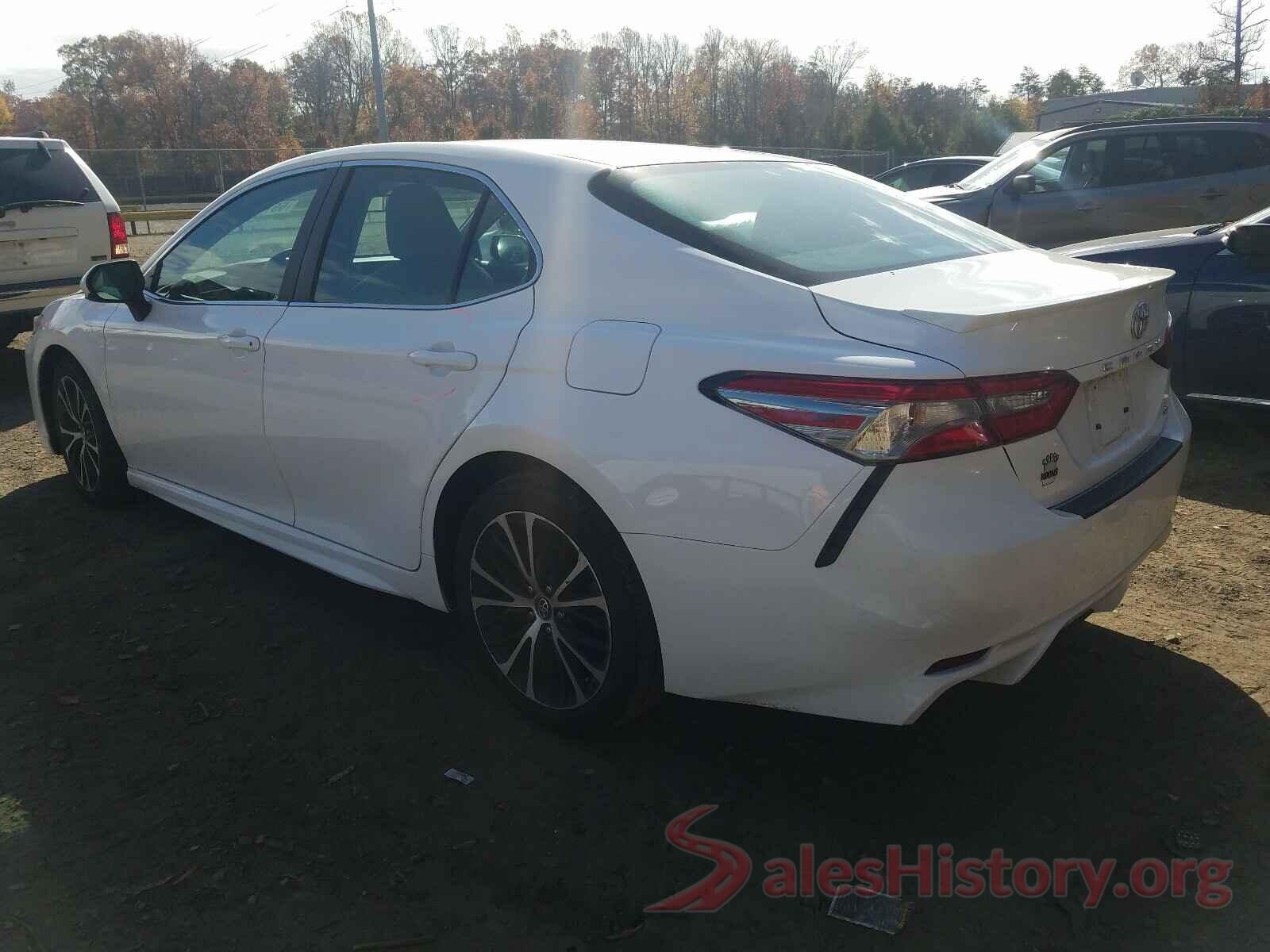 4T1B11HK1JU035556 2018 TOYOTA CAMRY