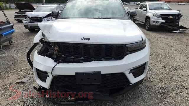 2025 JEEP CHEROKEE VIN 1C4RJHBG5S8795757, damage close-up