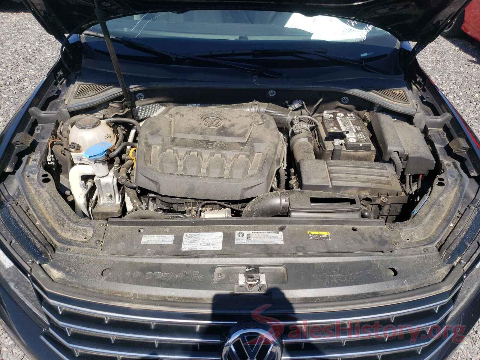 1VWAA7A38JC051021 2018 VOLKSWAGEN PASSAT