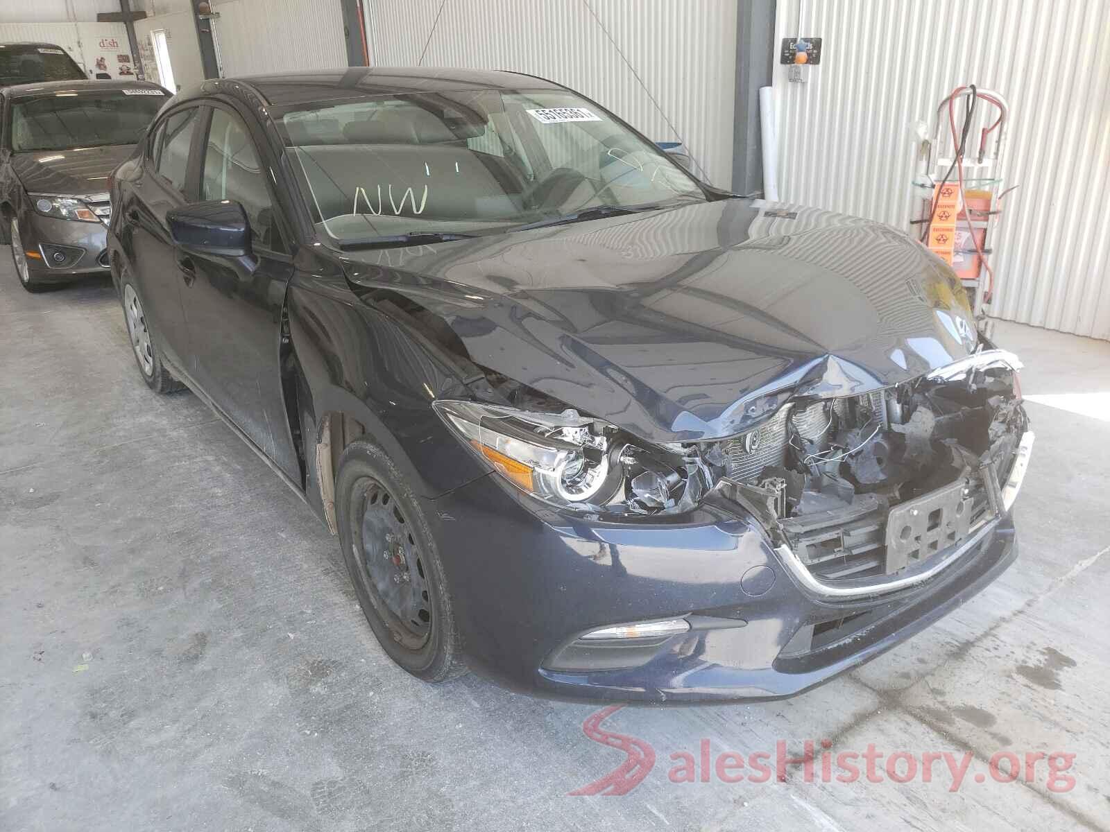 3MZBN1U71JM211176 2018 MAZDA 3