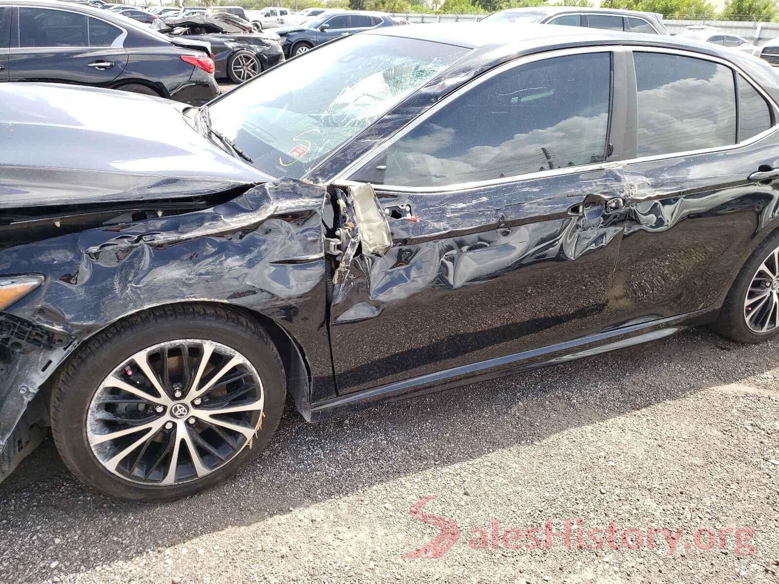 4T1B11HKXJU062576 2018 TOYOTA CAMRY