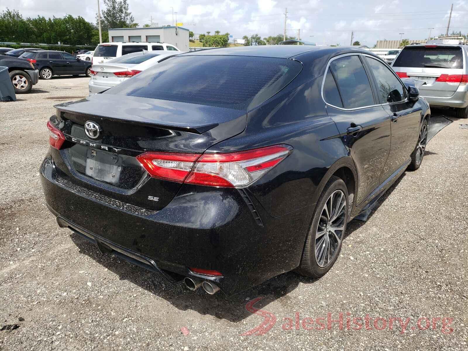 4T1B11HKXJU062576 2018 TOYOTA CAMRY