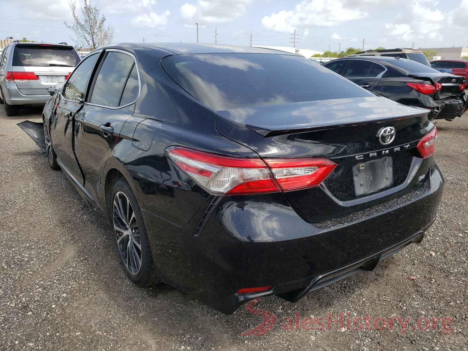 4T1B11HKXJU062576 2018 TOYOTA CAMRY