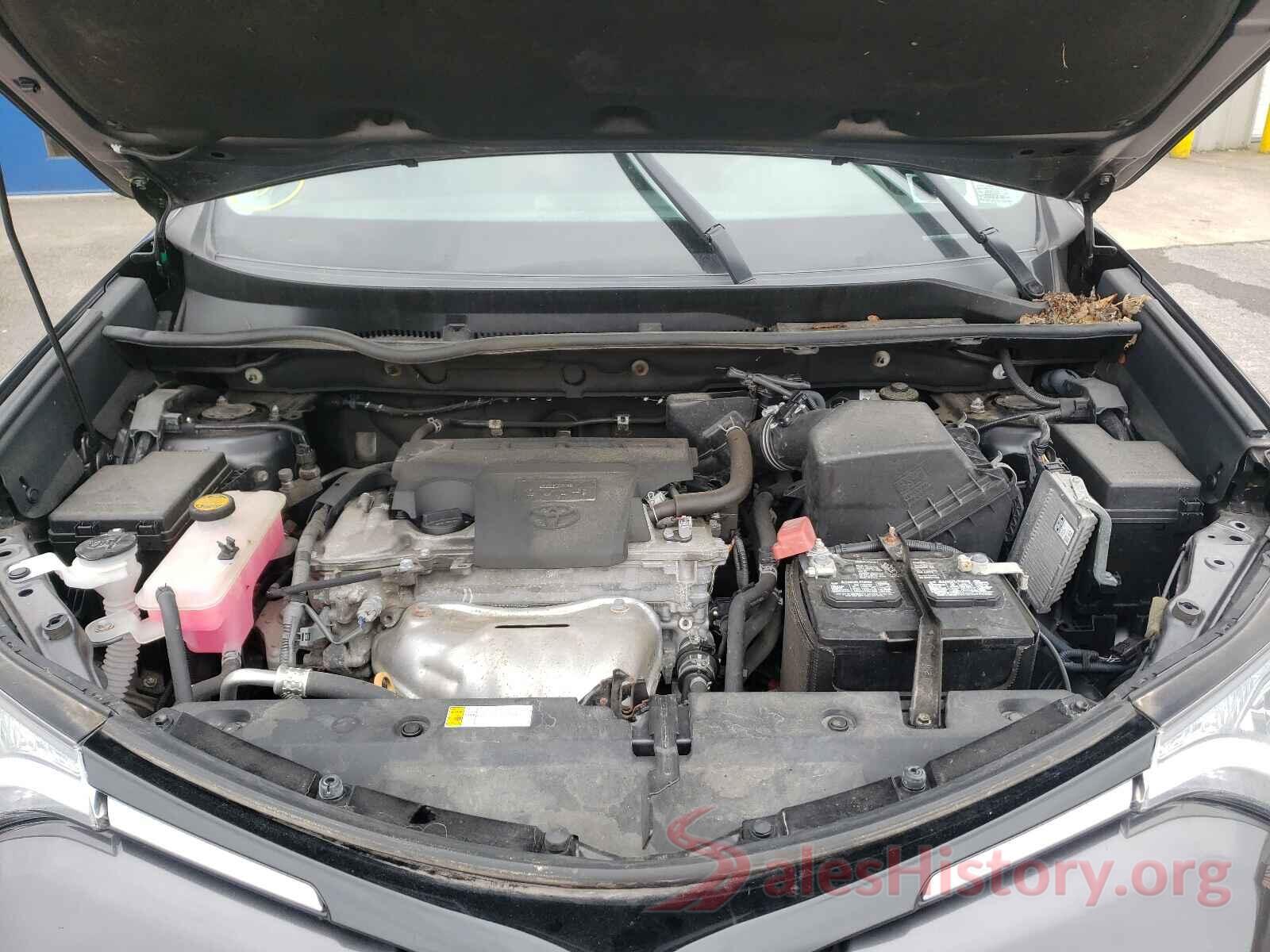 2T3RFREV8JW701753 2018 TOYOTA RAV4