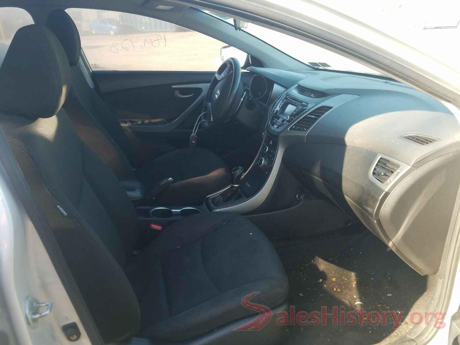 KMHDH4AE7GU585881 2016 HYUNDAI ELANTRA