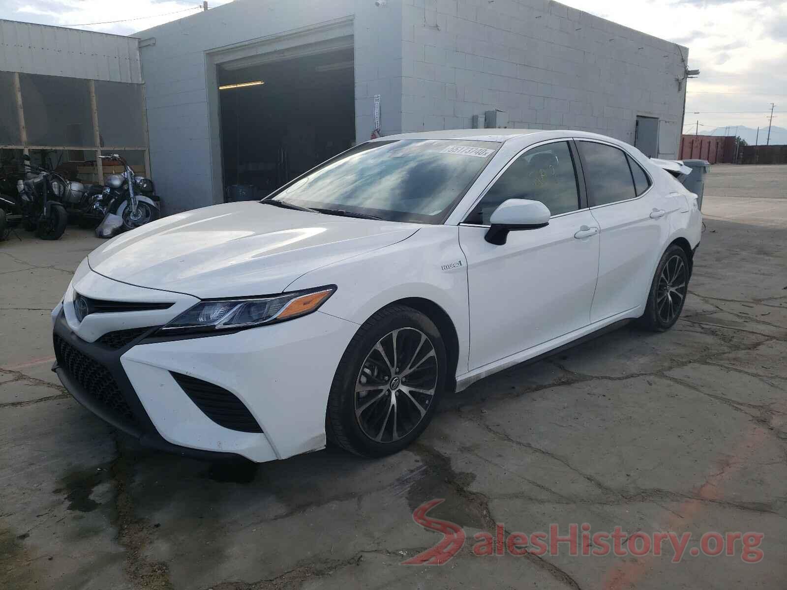 4T1B21HK3JU507575 2018 TOYOTA CAMRY