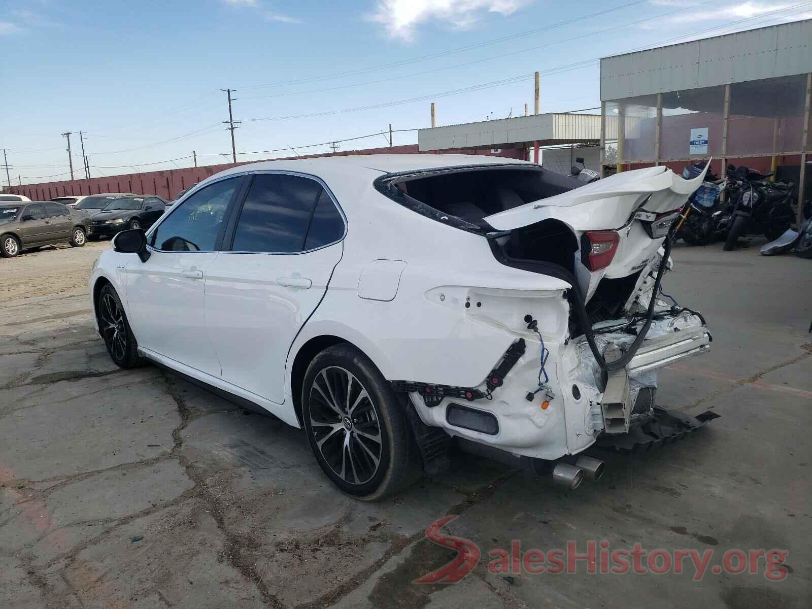 4T1B21HK3JU507575 2018 TOYOTA CAMRY