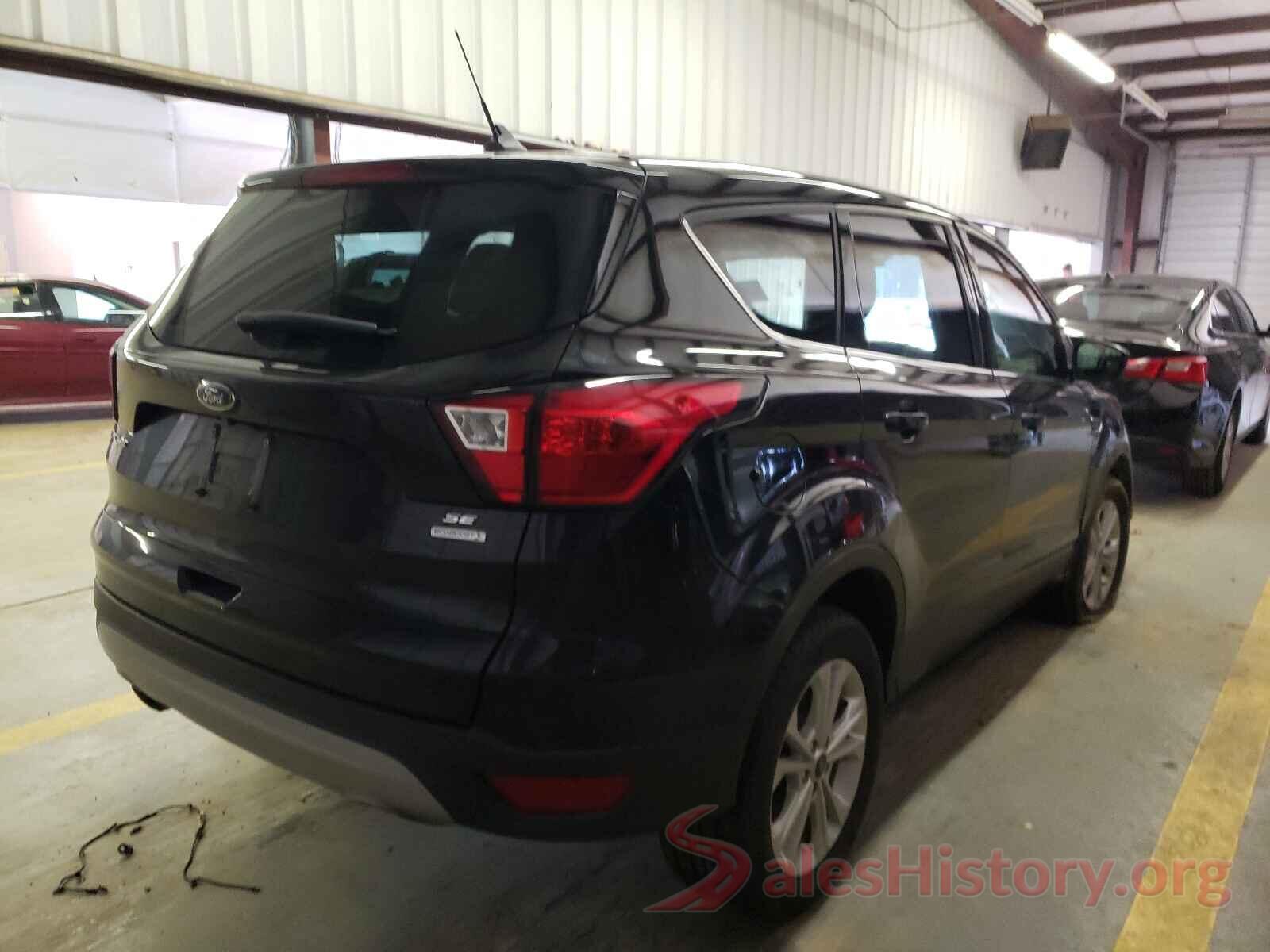 1FMCU0GD1KUA58782 2019 FORD ESCAPE