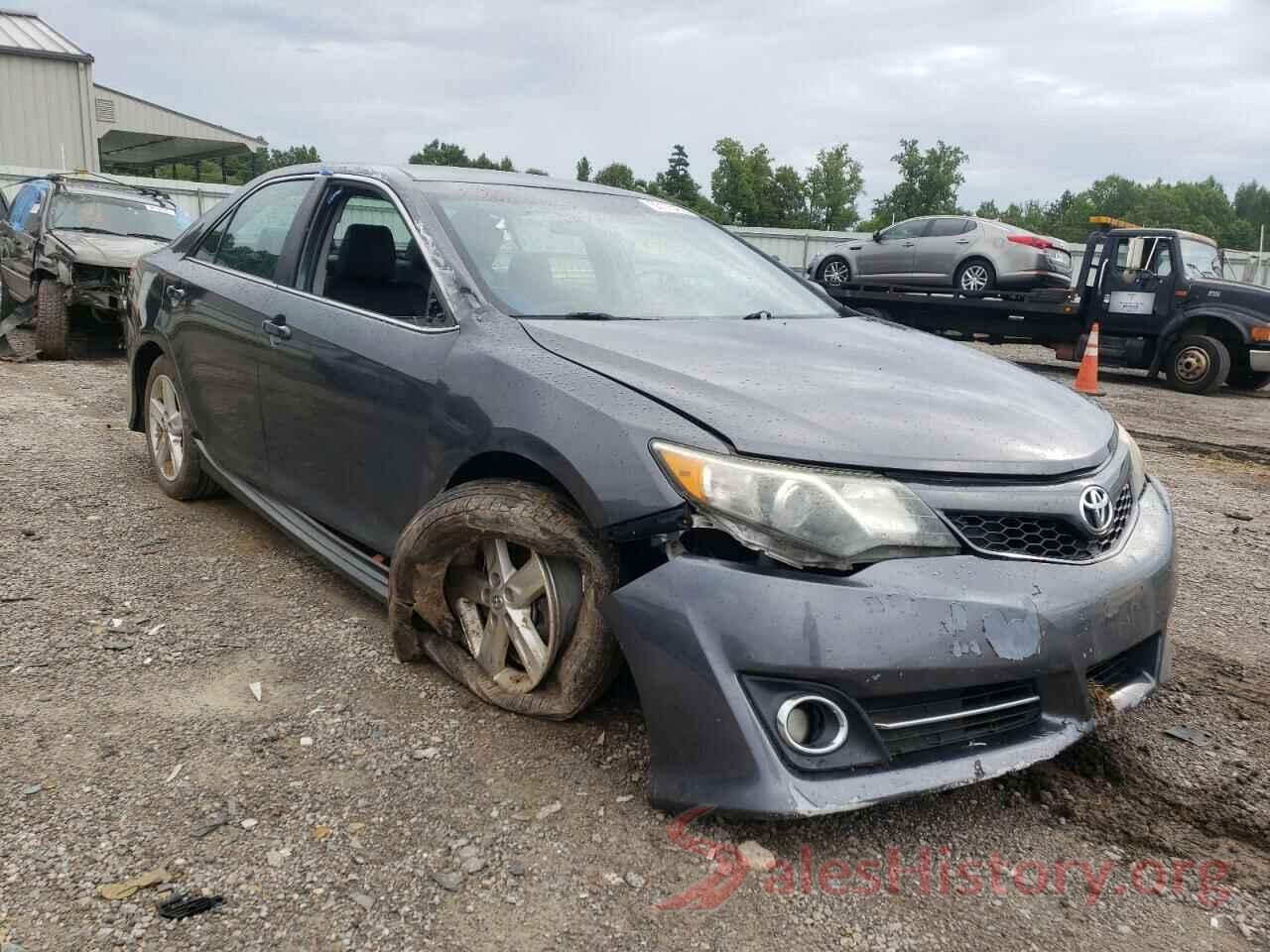 4T1BF1FK4EU304207 2014 TOYOTA CAMRY