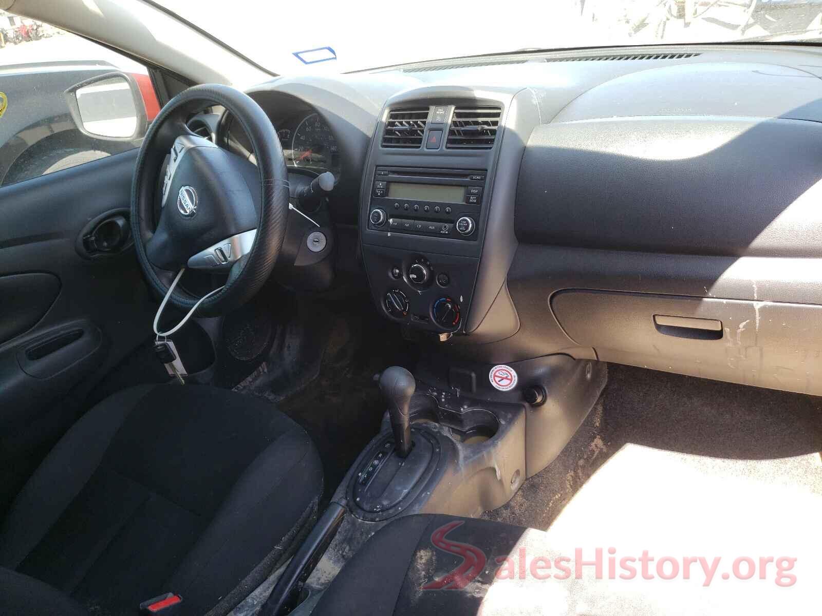 3N1CN7APXJL805269 2018 NISSAN VERSA