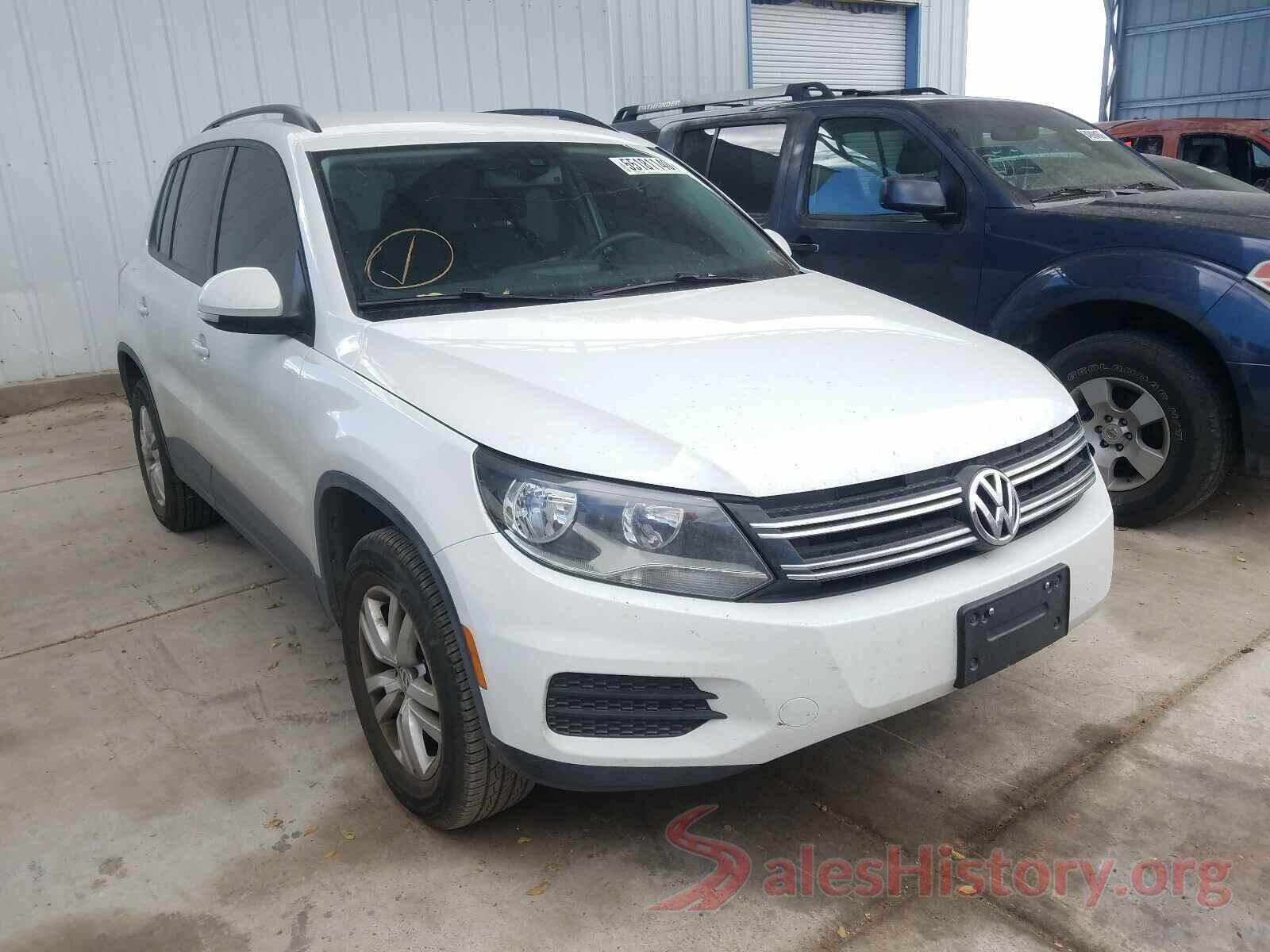 WVGAV7AX4HK002114 2017 VOLKSWAGEN TIGUAN