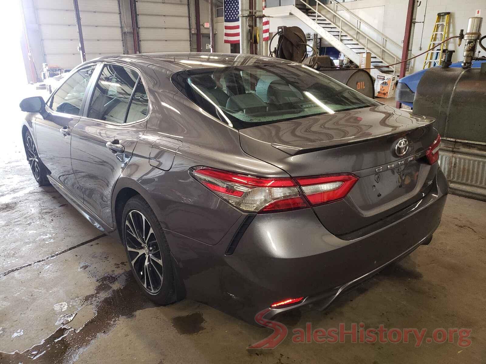 4T1B11HK9JU672551 2018 TOYOTA CAMRY