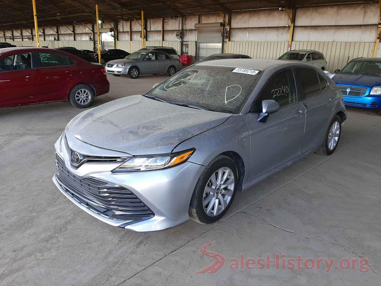 JTNB11HK5J3038062 2018 TOYOTA CAMRY