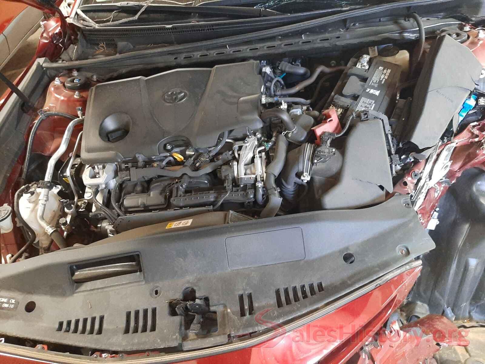 4T1B61HK3JU524428 2018 TOYOTA CAMRY