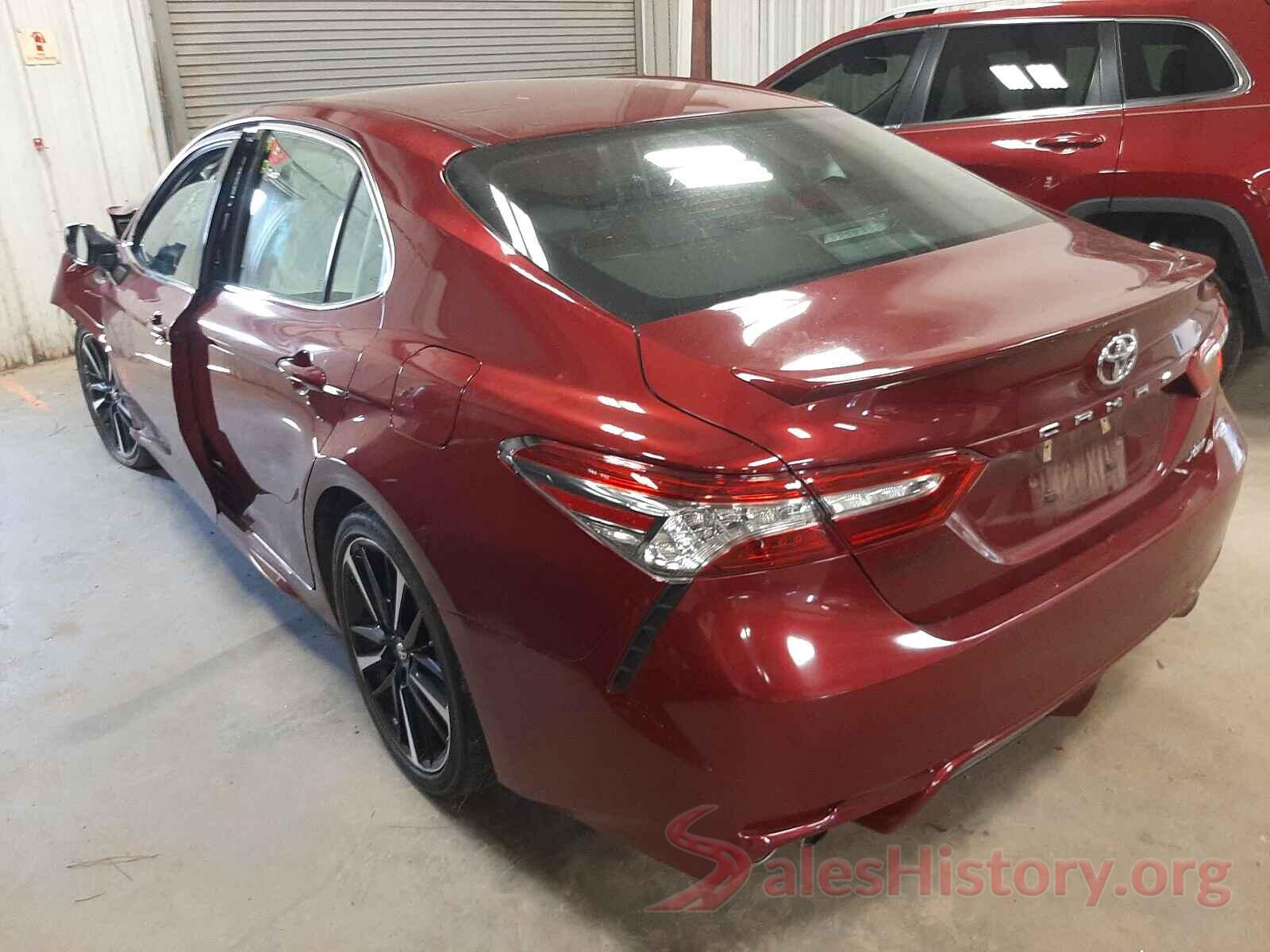 4T1B61HK3JU524428 2018 TOYOTA CAMRY